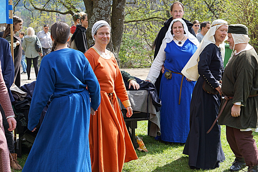 2017-04-09: Eulenspiels Spezialtanzgruppe SPEZZATO bei Auftritt auf Schloss Gloggnitz