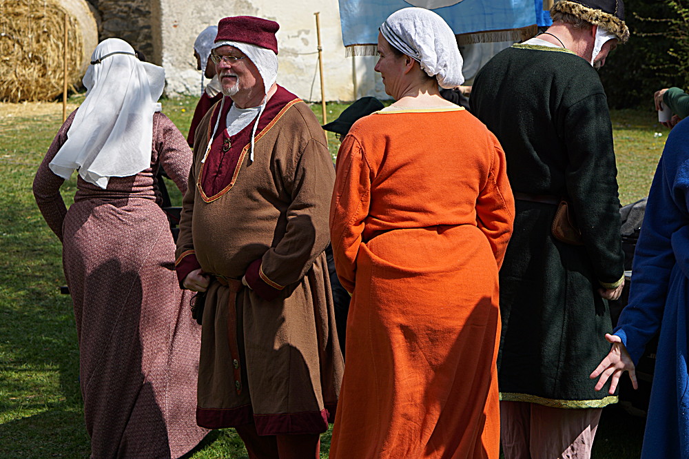 2017-04-09: Eulenspiels Spezialtanzgruppe SPEZZATO bei Auftritt auf Schloss Gloggnitz