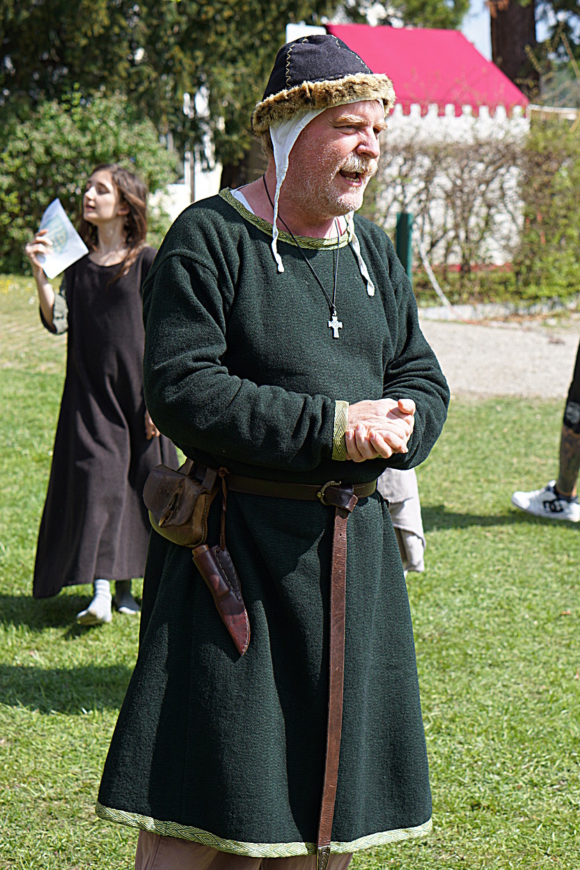 2017-04-09: Eulenspiels Spezialtanzgruppe SPEZZATO bei Auftritt auf Schloss Gloggnitz