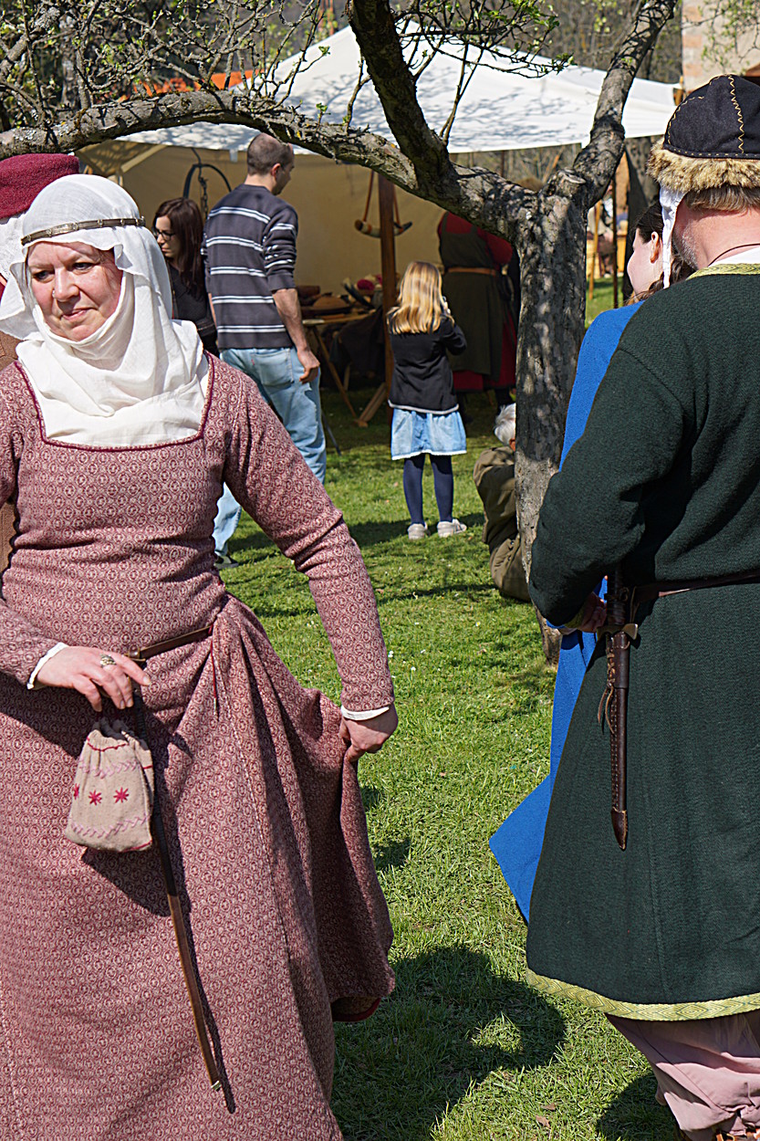 2017-04-09: Eulenspiels Spezialtanzgruppe SPEZZATO bei Auftritt auf Schloss Gloggnitz