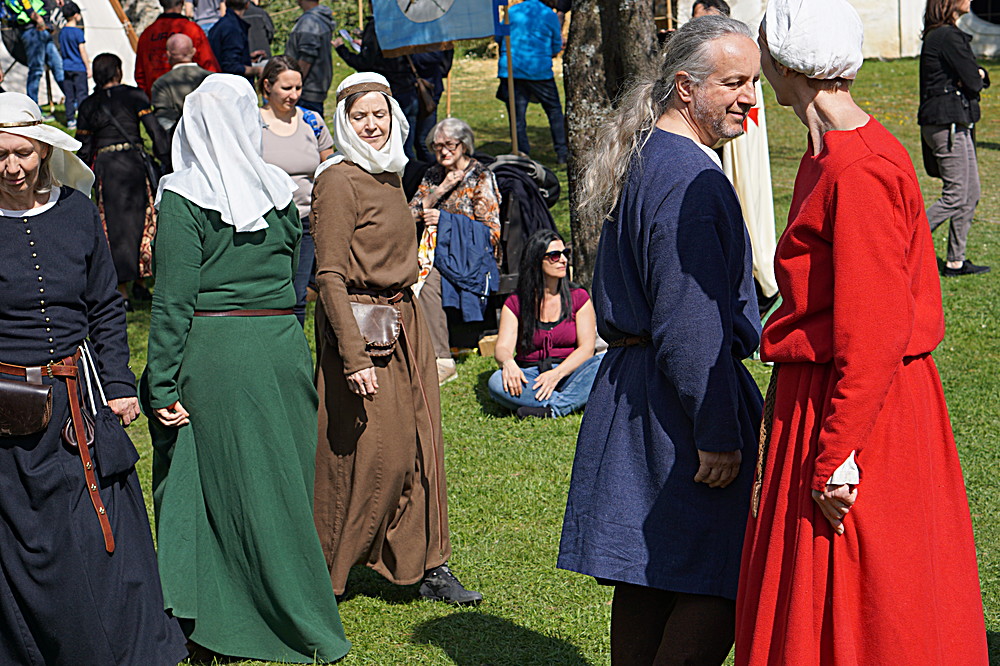 2017-04-09: Eulenspiels Spezialtanzgruppe SPEZZATO bei Auftritt auf Schloss Gloggnitz