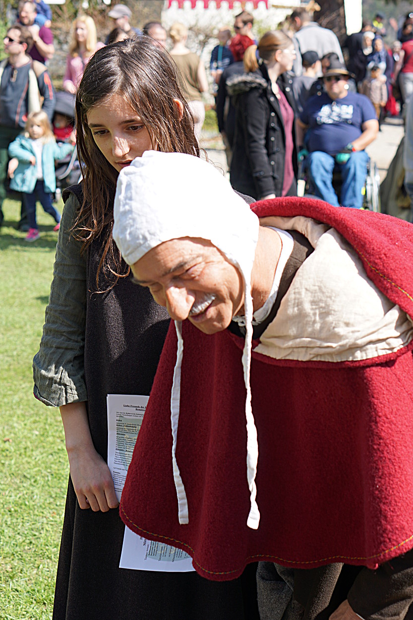2017-04-09: Eulenspiels Spezialtanzgruppe SPEZZATO bei Auftritt auf Schloss Gloggnitz