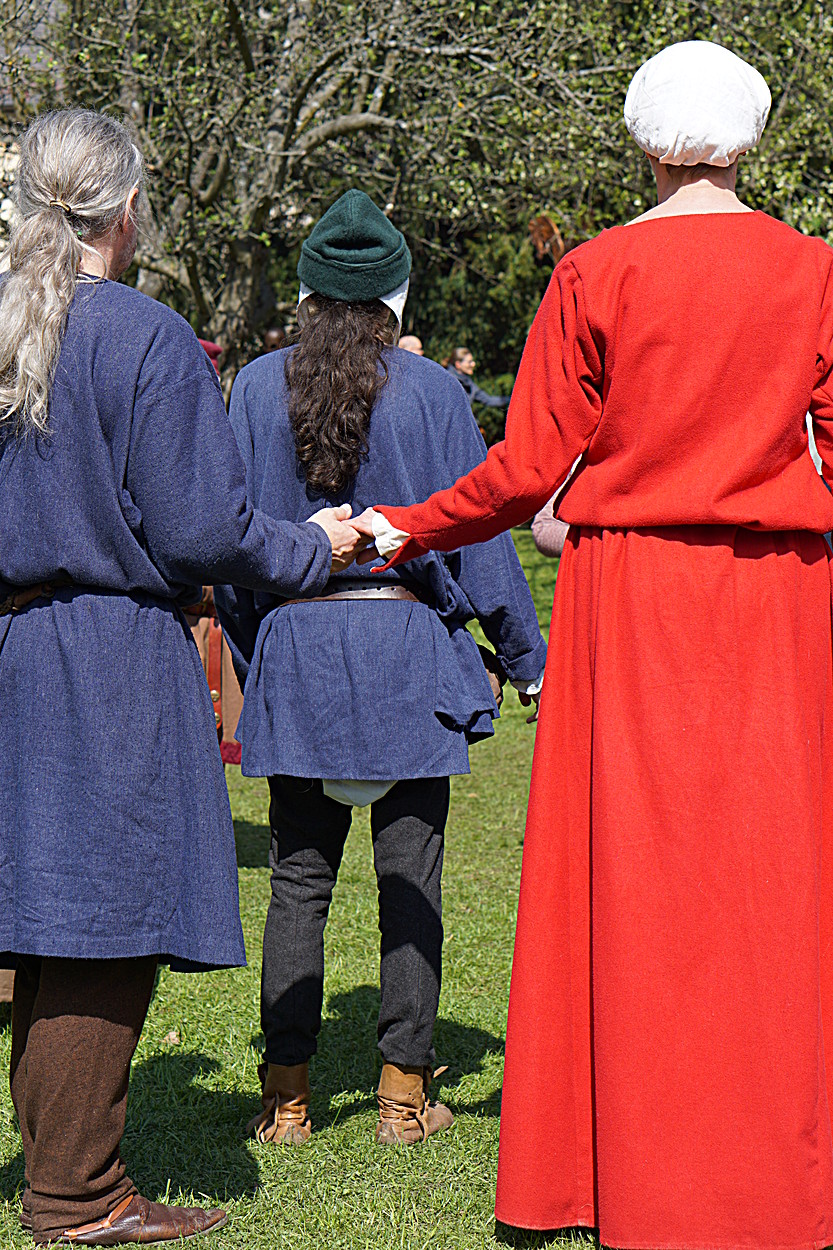 2017-04-09: Eulenspiels Spezialtanzgruppe SPEZZATO bei Auftritt auf Schloss Gloggnitz