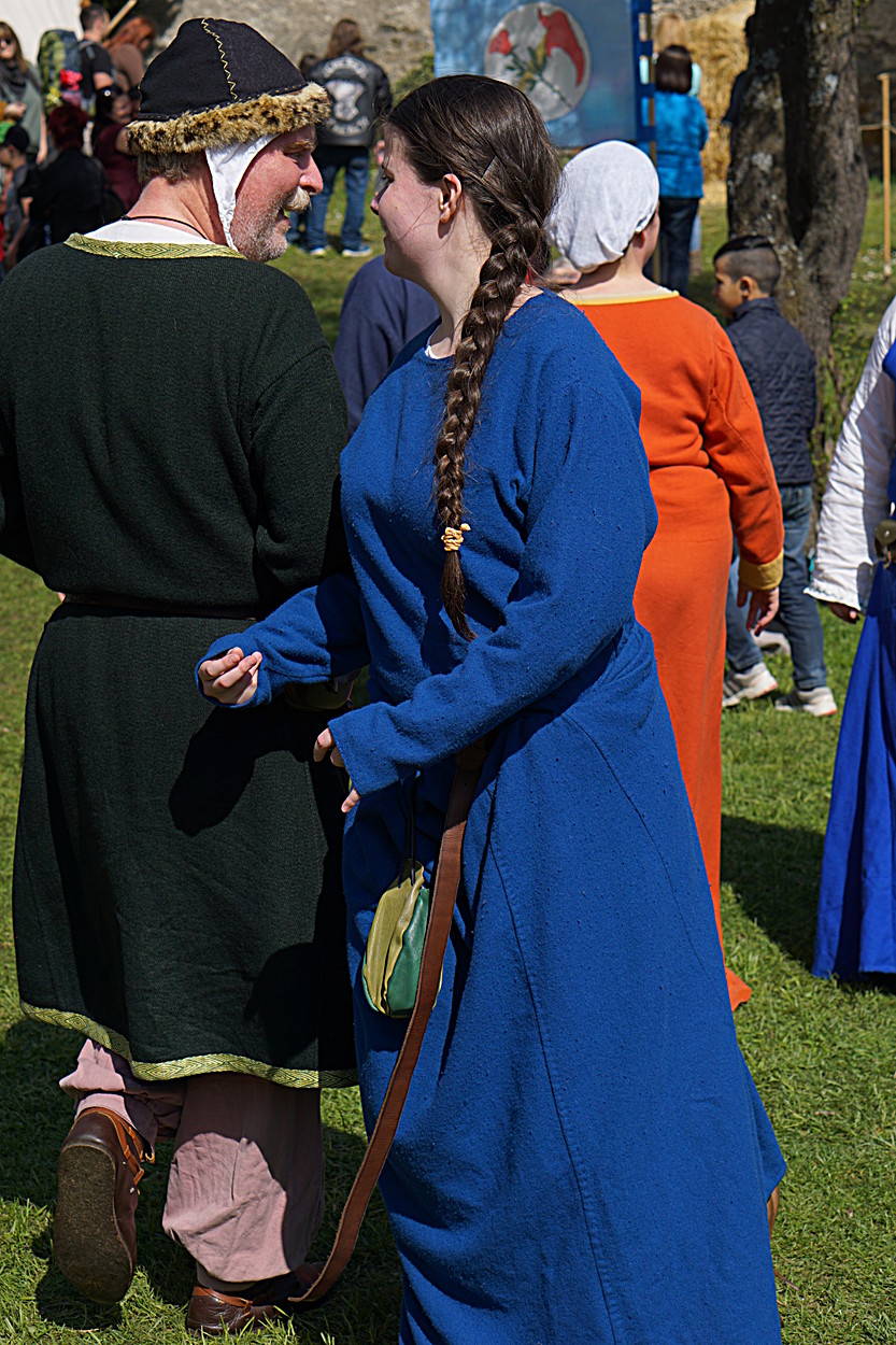 2017-04-09: Eulenspiels Spezialtanzgruppe SPEZZATO bei Auftritt auf Schloss Gloggnitz