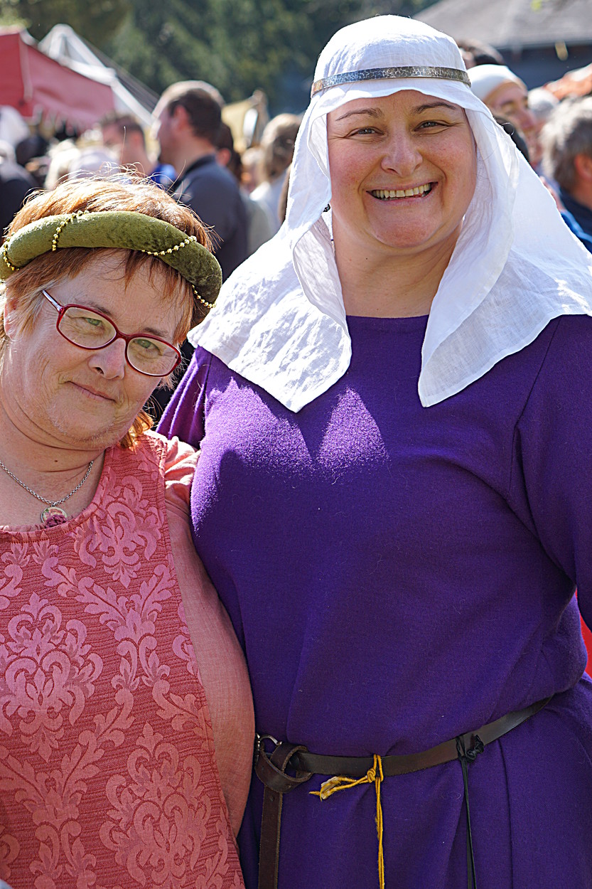 2017-04-09: Eulenspiels Spezialtanzgruppe SPEZZATO bei Auftritt auf Schloss Gloggnitz