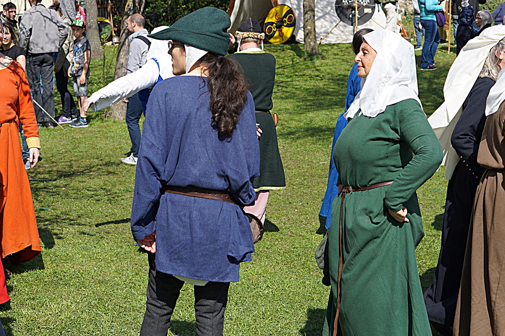 2017-04-09: Eulenspiels Spezialtanzgruppe SPEZZATO bei Auftritt auf Schloss Gloggnitz