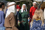 Bild: 2017-04-09: Eulenspiels Spezialtanzgruppe SPEZZATO bei Auftritt auf Schloss Gloggnitz