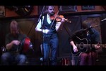 Bild: BREAKING STRINGS (D) - Pubfolk-Konzert für Eulenspiel am 25.03.2017 (Video)